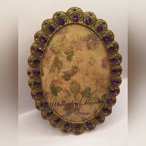 Wellesley Manor Gold-Tone Oval 5x7 Picture Frame with Purple Crystals
